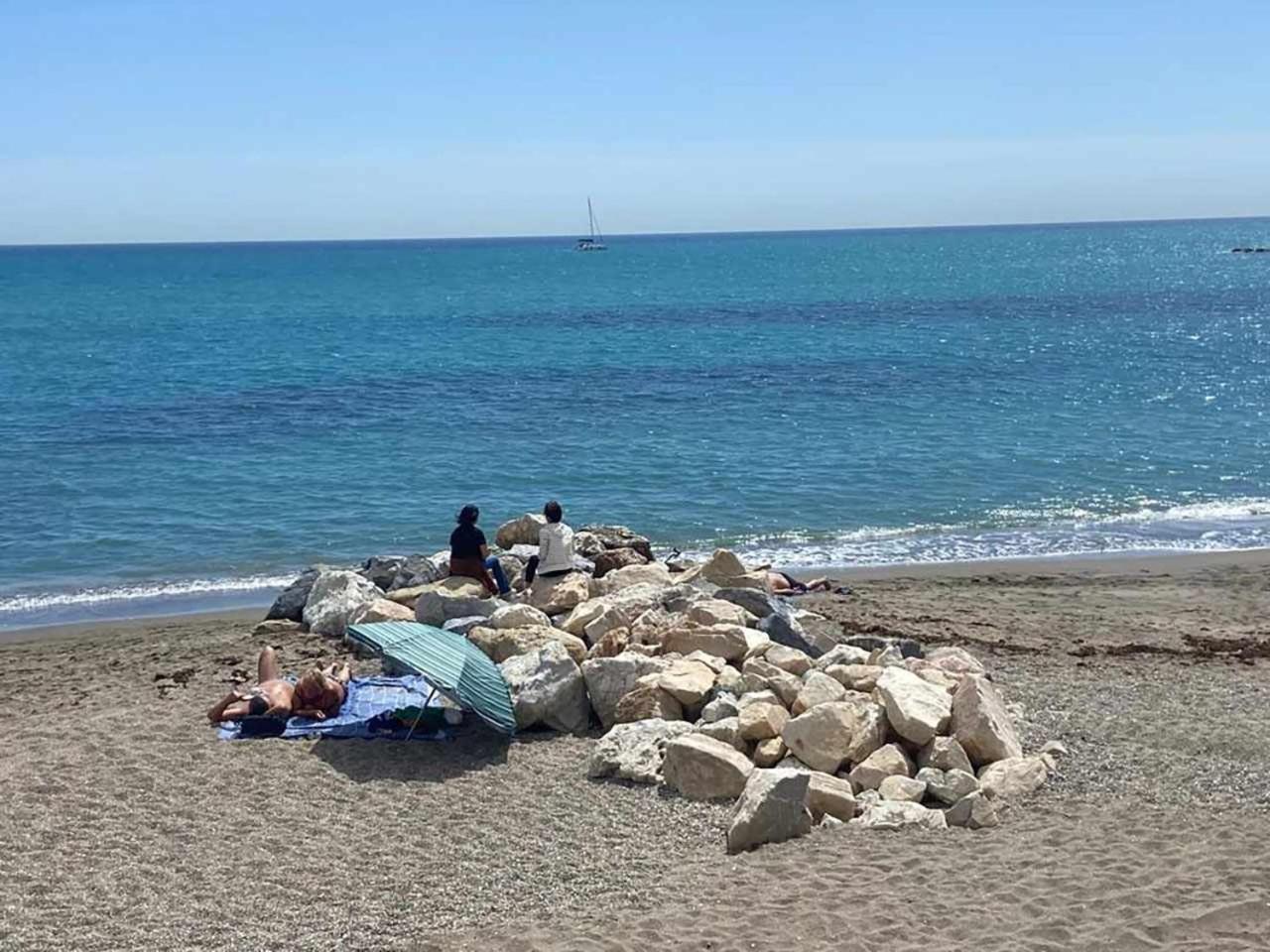 Mar En Calma Benalmadena Lägenhet Exteriör bild